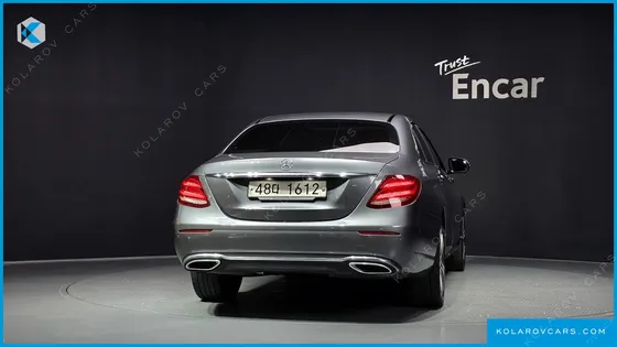 MERCEDES E-CLASS E220D AVANTGARDE