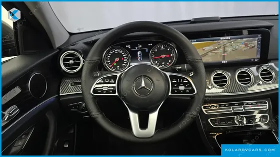 MERCEDES E-CLASS E220D AVANTGARDE