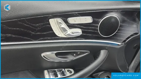 MERCEDES E-CLASS E220D AVANTGARDE