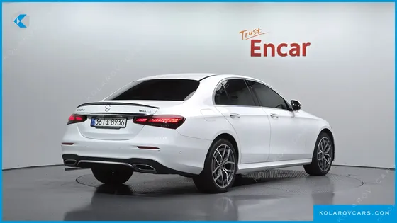 MERCEDES E-CLASS E220D 4MATIC AMG LINE