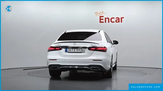 MERCEDES E-CLASS E220D 4MATIC AMG LINE