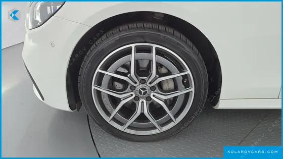 MERCEDES E-CLASS E220D 4MATIC AMG LINE