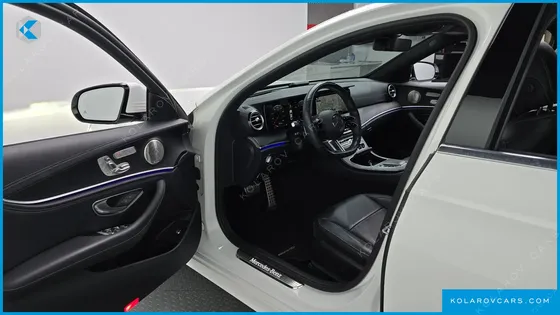 MERCEDES E-CLASS E220D 4MATIC AMG LINE