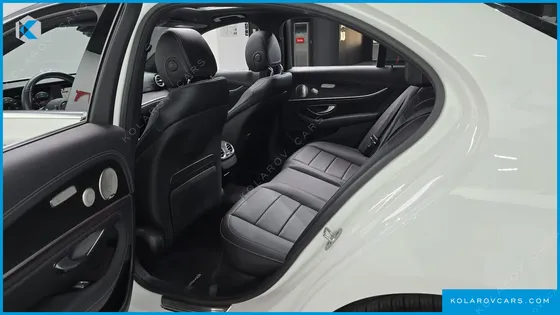 MERCEDES E-CLASS E220D 4MATIC AMG LINE