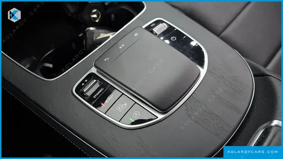 MERCEDES E-CLASS E220D 4MATIC AMG LINE