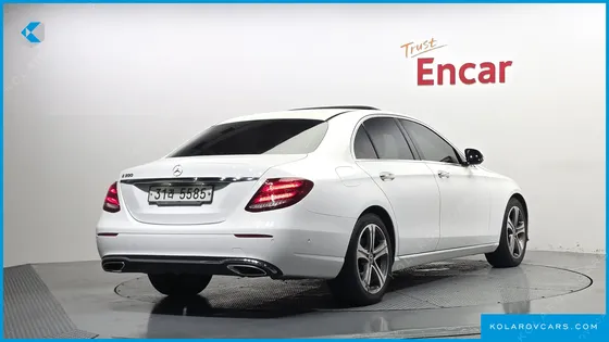 MERCEDES E-CLASS E300 AVANTGARDE