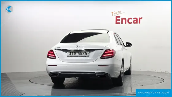 MERCEDES E-CLASS E300 AVANTGARDE