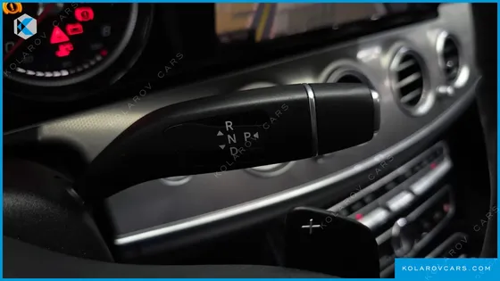 MERCEDES E-CLASS E300 AVANTGARDE