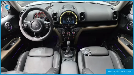 MINI COUNTRYMAN STANDARD