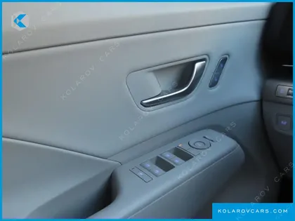 HYUNDAI KONA GASOLINE 2.0 2WD