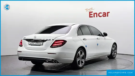 MERCEDES E-CLASS E300 AVANTGARDE