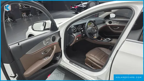MERCEDES E-CLASS E200 AVANTGARDE