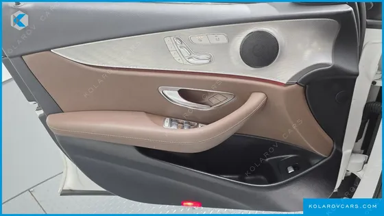 MERCEDES E-CLASS E200 AVANTGARDE