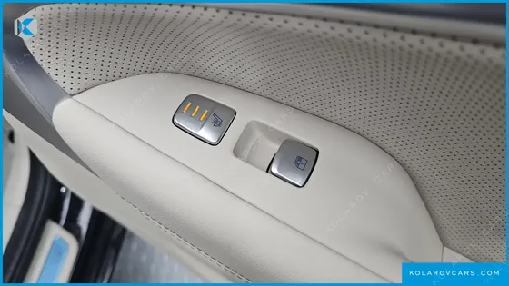 GENESIS G70 GASOLINE 2.5T 2WD