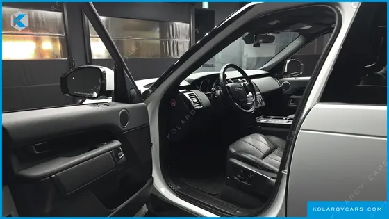 LAND ROVER DISCOVERY 3.0 SD6 SE