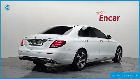 MERCEDES E-CLASS E300 AVANTGARDE