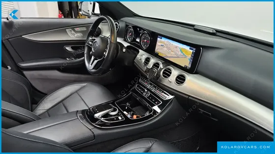 MERCEDES E-CLASS E300 AVANTGARDE