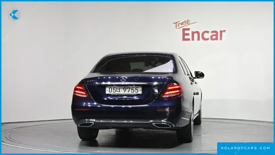 MERCEDES E-CLASS E220D EXCLUSIVE