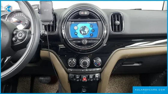 MINI COUNTRYMAN STANDARD