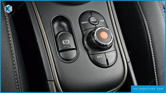 MINI COUNTRYMAN STANDARD