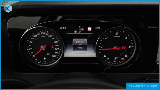 MERCEDES E-CLASS E220D EXCLUSIVE
