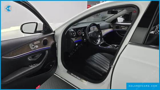 MERCEDES E-CLASS E220D EXCLUSIVE