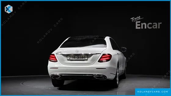 MERCEDES E-CLASS E300 EXCLUSIVE