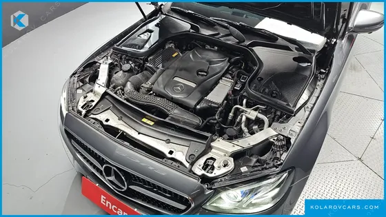 MERCEDES E-CLASS E300 AMG LINE