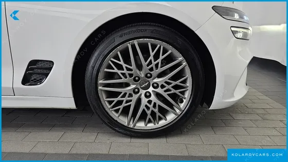 GENESIS G70 GASOLINE 2.0T 2WD