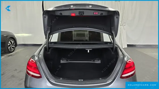 MERCEDES E-CLASS E220D EXCLUSIVE