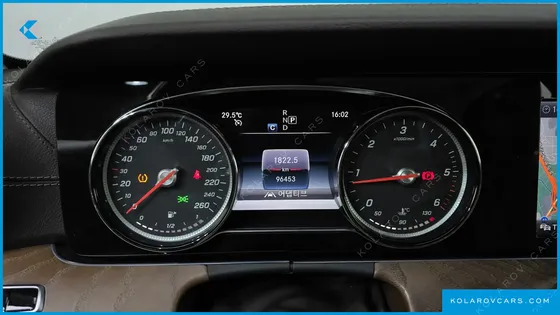 MERCEDES E-CLASS E220D EXCLUSIVE