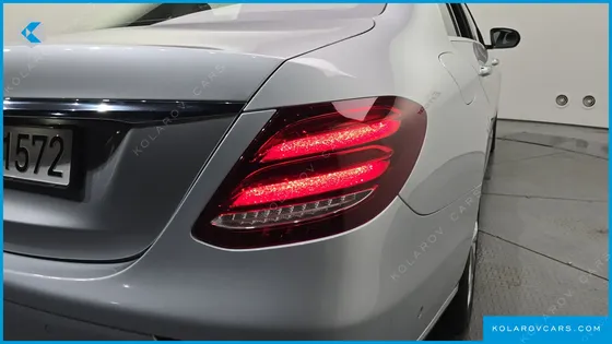 MERCEDES E-CLASS E220D EXCLUSIVE
