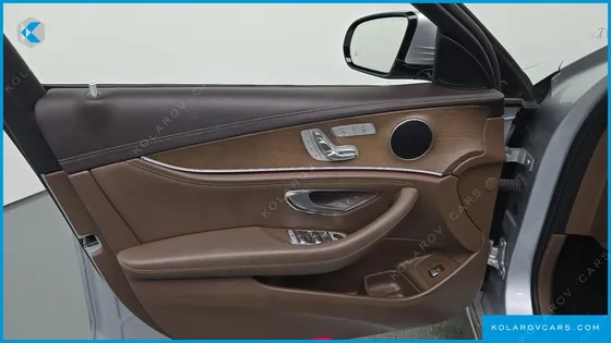 MERCEDES E-CLASS E220D EXCLUSIVE