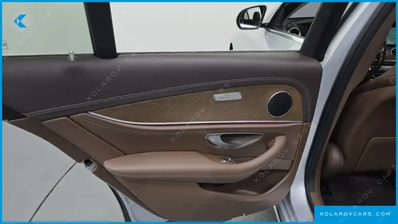 MERCEDES E-CLASS E220D EXCLUSIVE