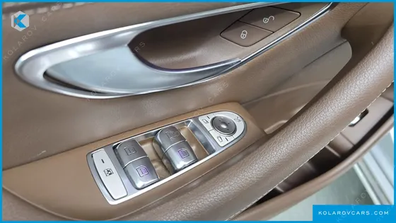 MERCEDES E-CLASS E220D EXCLUSIVE