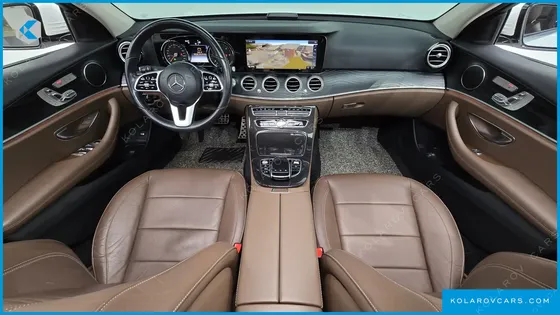 MERCEDES E-CLASS E220D AVANTGARDE