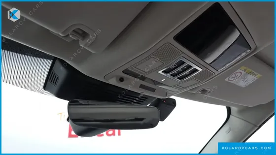 LAND ROVER DISCOVERY D350 DYNAMIC HSE