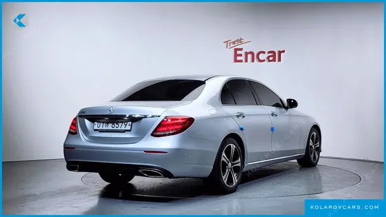 MERCEDES E-CLASS E200 AVANTGARDE