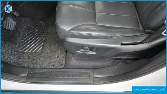 LAND ROVER DISCOVERY 2.0 SD4 SE