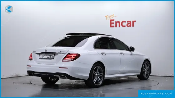 MERCEDES E-CLASS E300 4MATIC AMG LINE