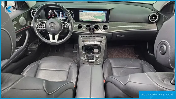 MERCEDES E-CLASS E300 4MATIC AMG LINE