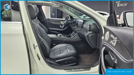 MERCEDES E-CLASS E300 4MATIC AMG LINE