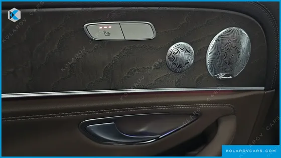 MERCEDES E-CLASS E300 4MATIC EXCLUSIVE