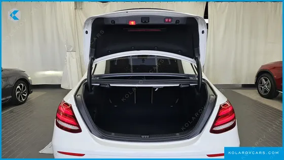 MERCEDES E-CLASS E300 4MATIC EXCLUSIVE