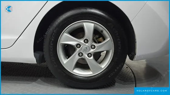 HYUNDAI ELANTRA (AVANTE) M16 GDI LUXURY