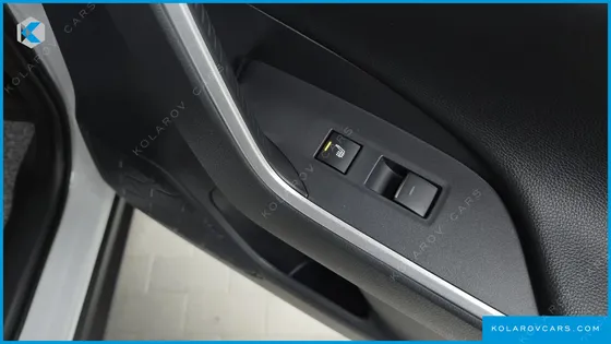 TOYOTA RAV4 2,5 4WD HYBRID LTD