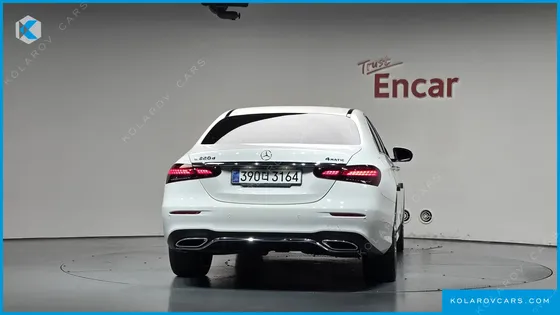 MERCEDES E-CLASS E220D 4MATIC AMG LINE