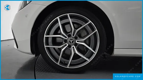 MERCEDES E-CLASS E220D 4MATIC AMG LINE