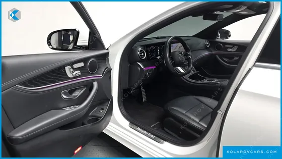 MERCEDES E-CLASS E220D 4MATIC AMG LINE