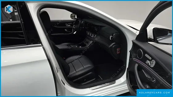 MERCEDES E-CLASS E220D 4MATIC AMG LINE